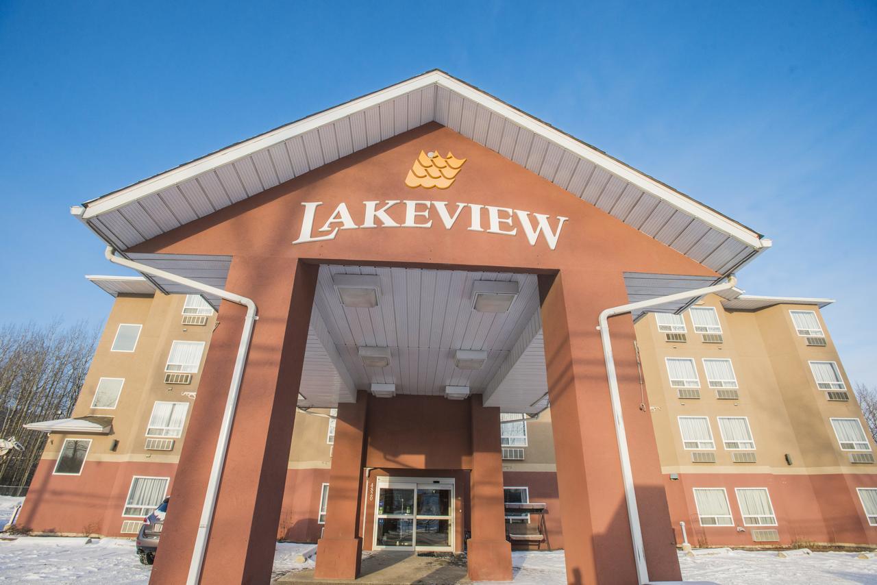 Lakeview Inns & Suites - Chetwynd Exteriör bild